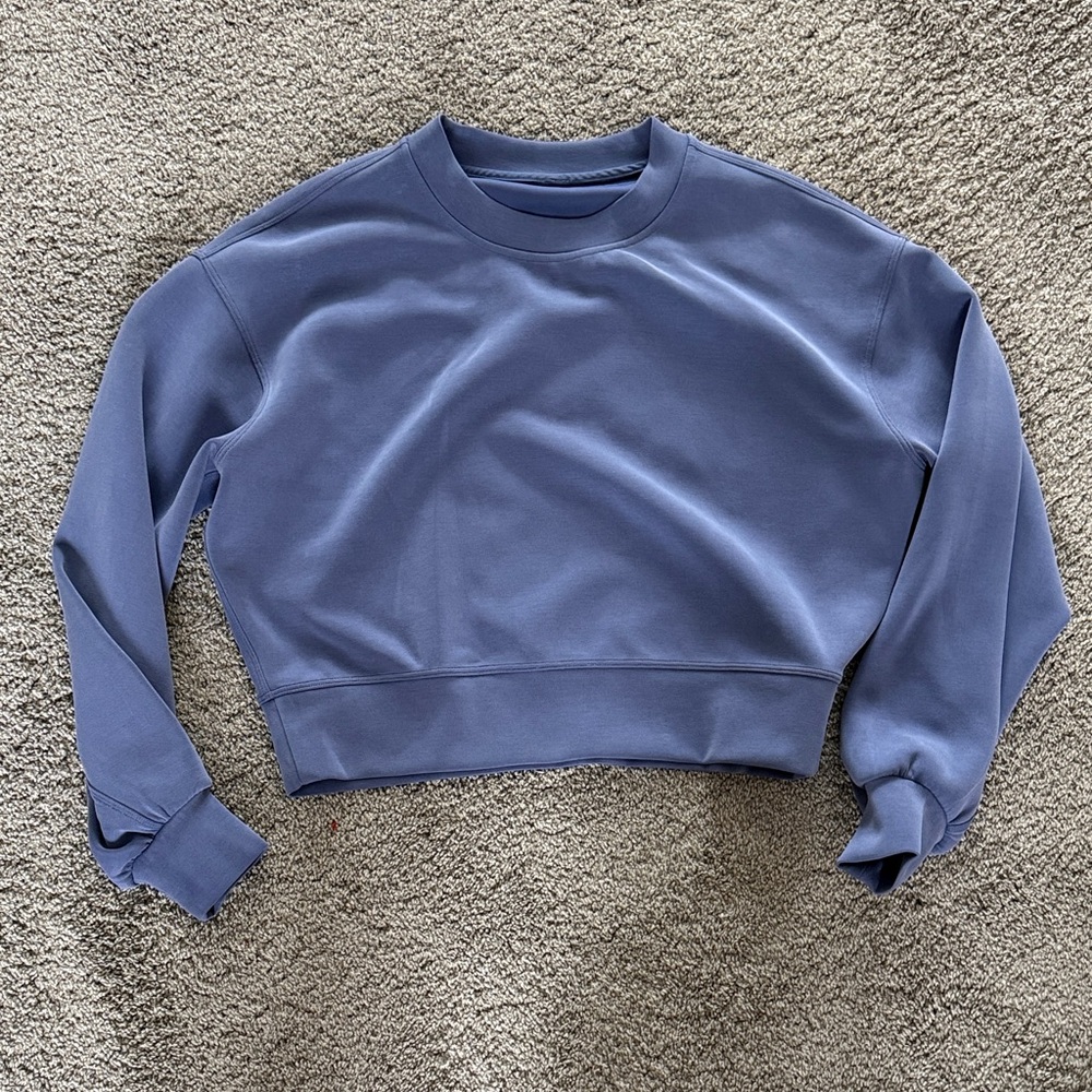 Women's Blue Cropped Sweatshirt